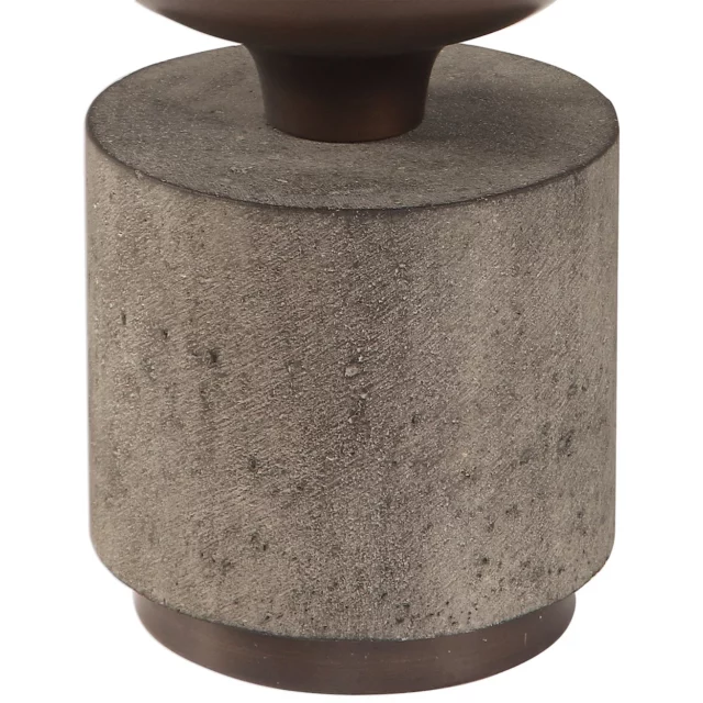 Alijah Vase